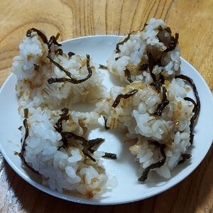 根昆布おにぎり